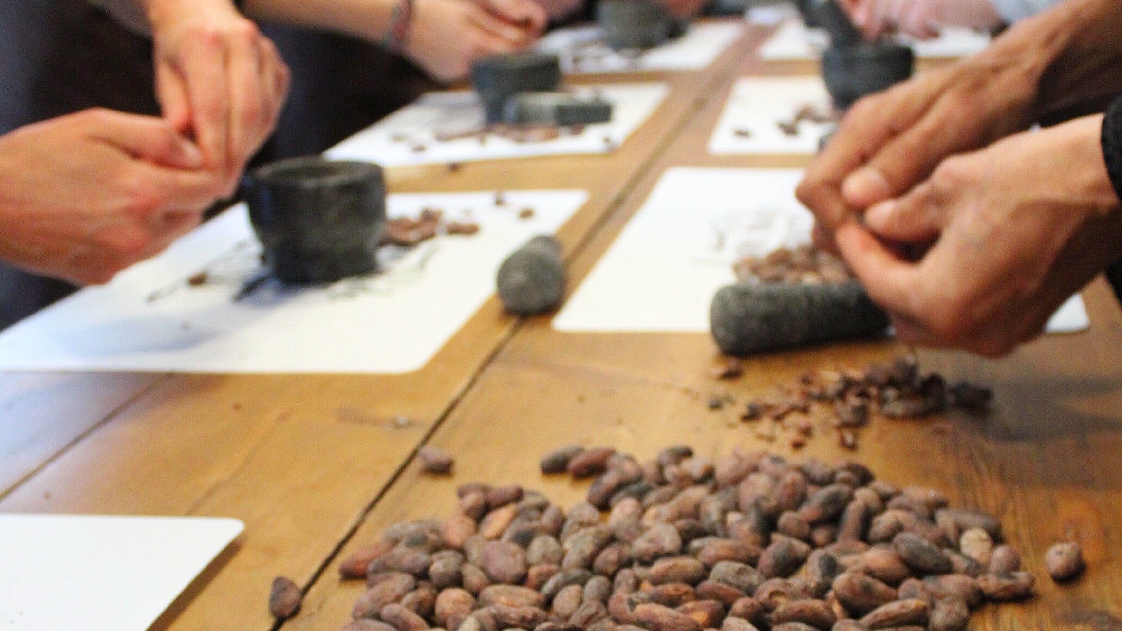 Kakaobohnen verarbeiten in Frankfurt am Main, Neue Altstadt Innenstadt